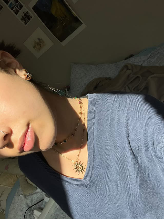 a woman who showed her pendant